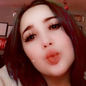 Meet your Posher, Chloe